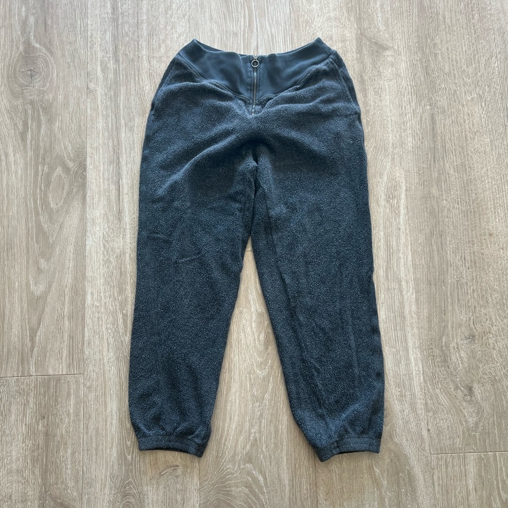 Aerie Sherpa Fleece Corset Jogger - Smoked Gray - Size M